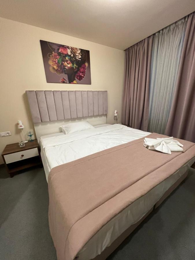 Floral Boutique Hotel 普列文 外观 照片