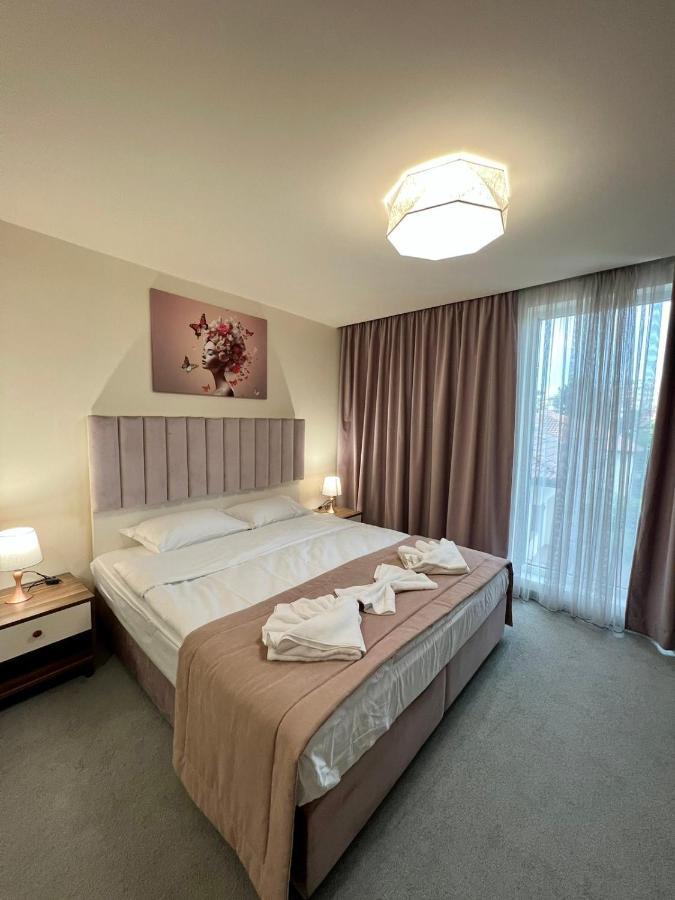 Floral Boutique Hotel 普列文 外观 照片