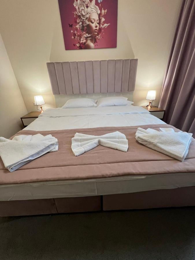 Floral Boutique Hotel 普列文 外观 照片