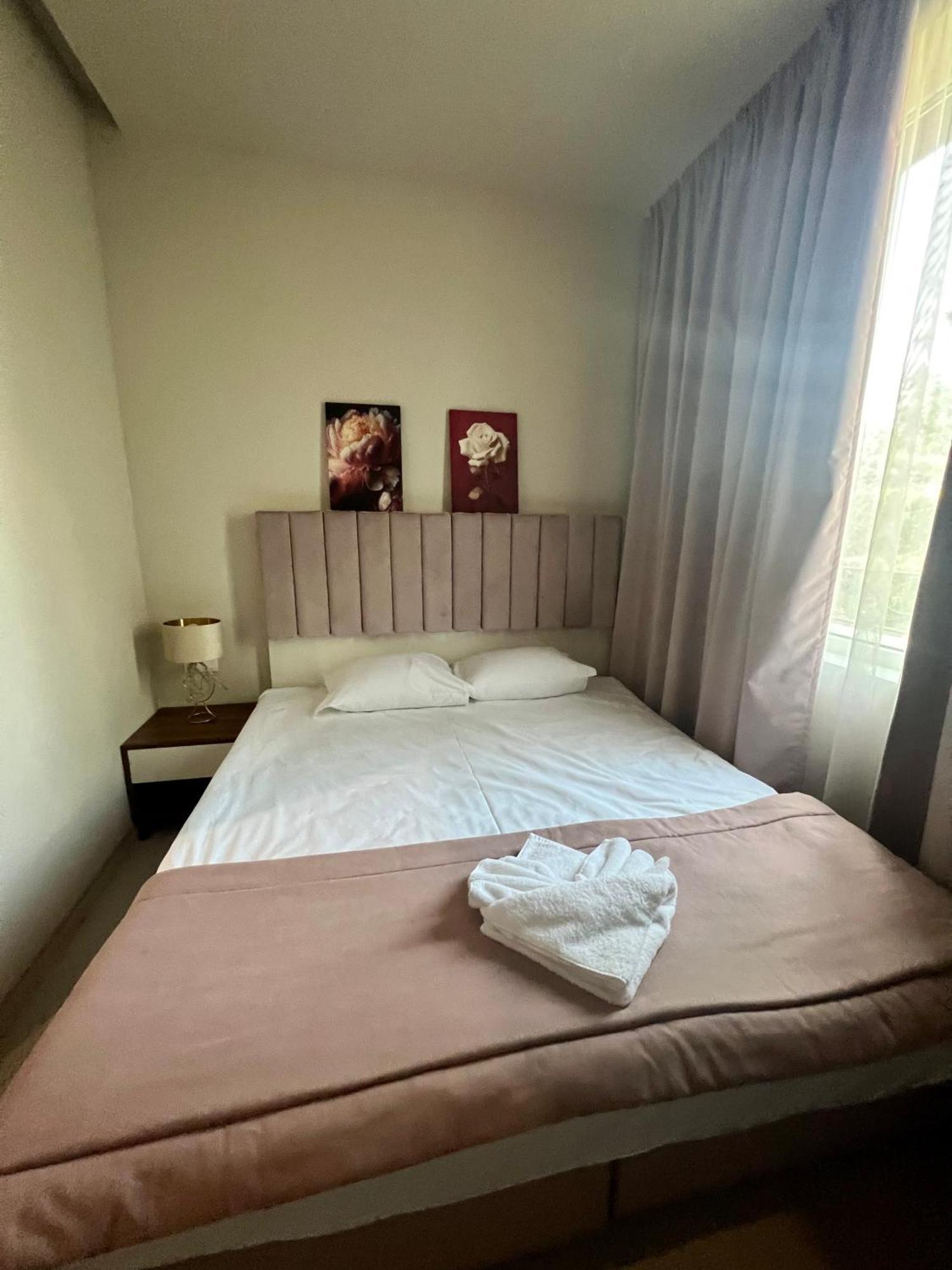 Floral Boutique Hotel 普列文 外观 照片