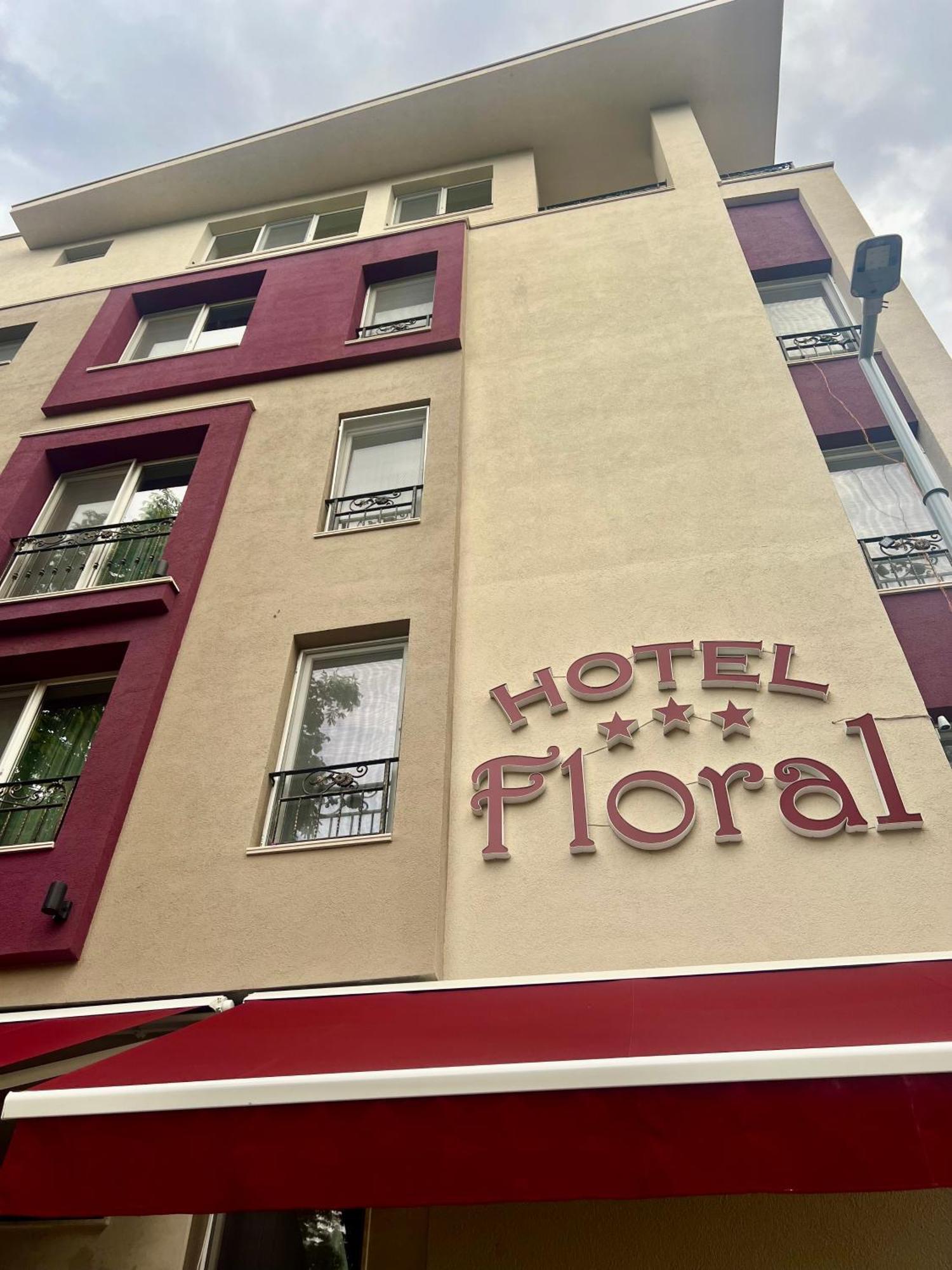 Floral Boutique Hotel 普列文 外观 照片