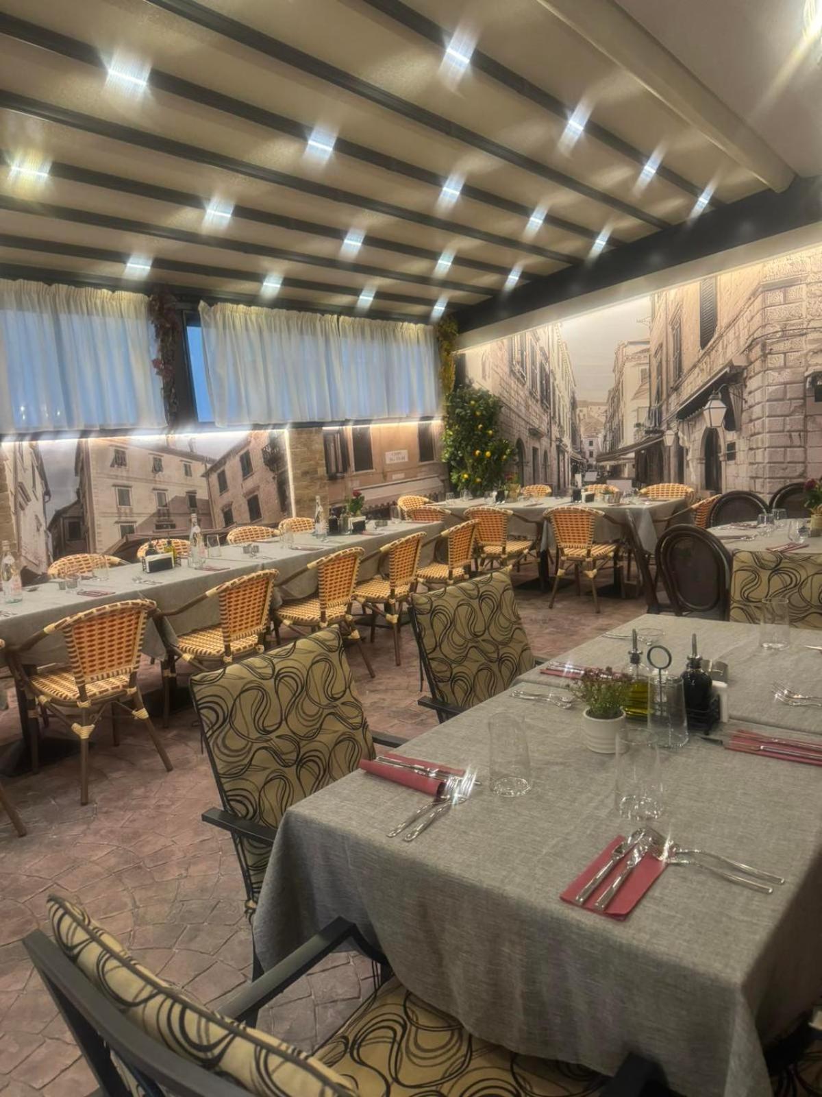 Floral Boutique Hotel 普列文 外观 照片