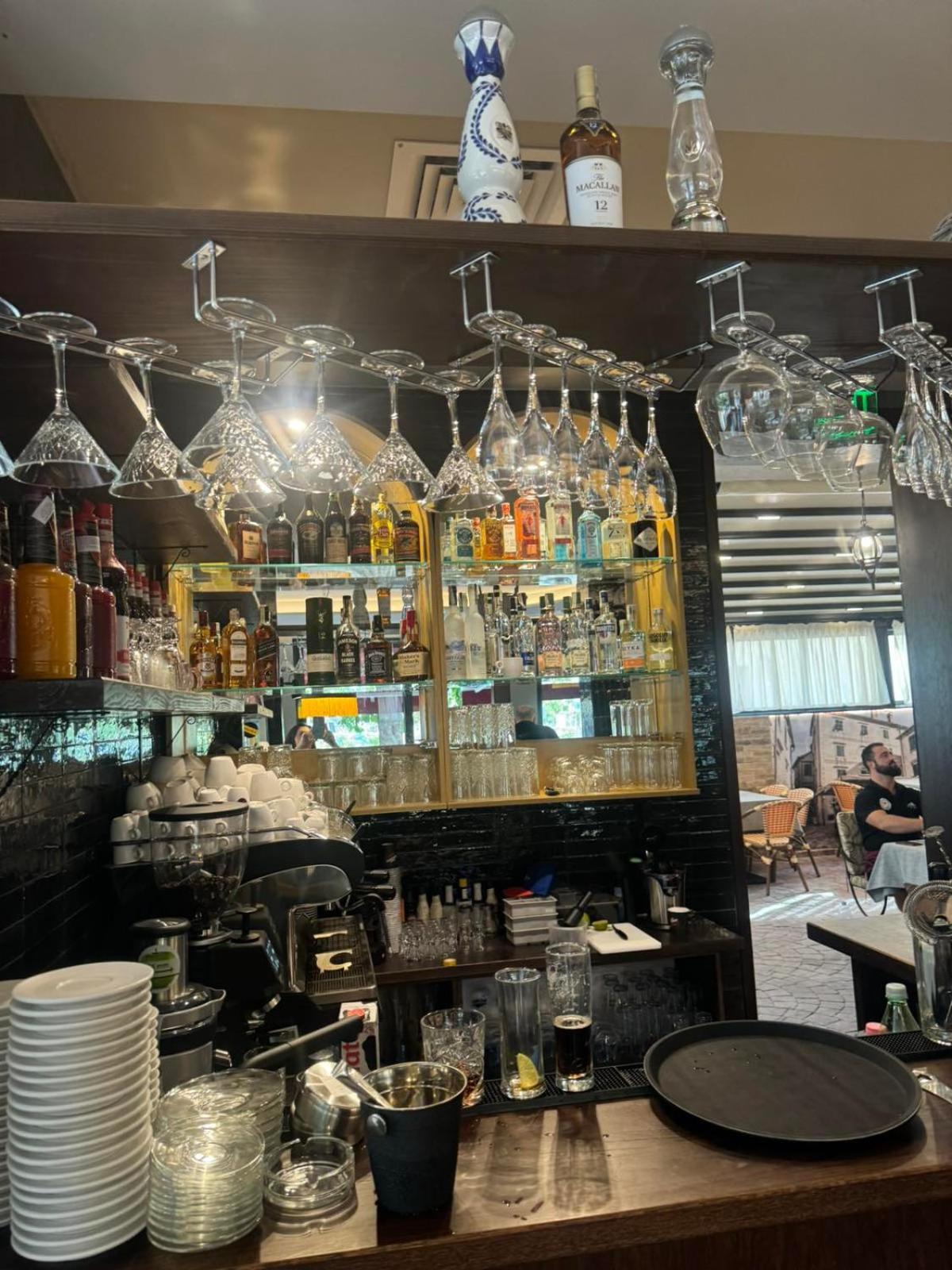 Floral Boutique Hotel 普列文 外观 照片
